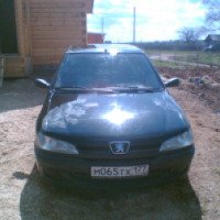 Автомобиль Peugeot- 306 седан