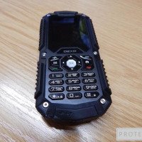 Защищенный телефон Dexp Larus Grom P4