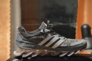 adidas slingblade