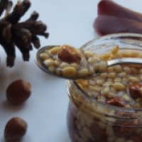 Фундук и кедровый орех в меду ВкусВилл