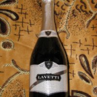 Напиток винный газированный Lavetti Bianco полусухой белый