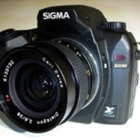 Зеркальная фотокамера Sigma Sd14