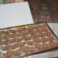 Шоколадные конфеты Laima "Rigas Melna balzama kremu"