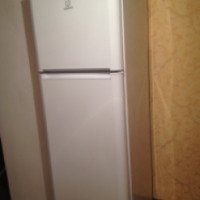 Холодильник Indesit IDG 171