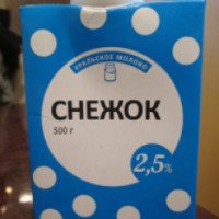 Молочный продукт Уральское молоко "Снежок" 2.5%