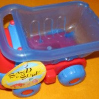 Игрушка грузовик Small World Toys Peek-A-Boo