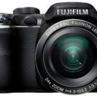 Цифровой фотоаппарат Fujifilm Finepix S3200
