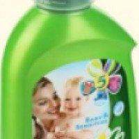 Жидкое моющее средство для стирки детских и деликатных вещей Dreft Baby & Sensitive