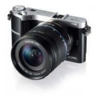 Цифровой зеркальный фотоаппарат Samsung NX210 Kit