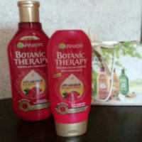 Серия по уходу за волосами Garnier Botanic Therapy "Аргановое масло и клюква"