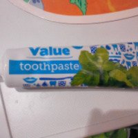 Зубная паста Tesco Value mint
