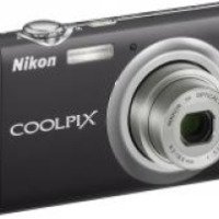 Цифровой фотоаппарат Nikon Coolpix S220