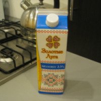 Молоко Золотые луга 2,5 %