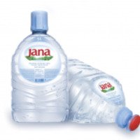 Вода питьевая Yana