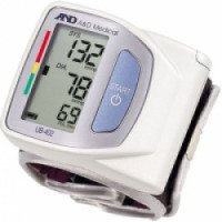 Автоматический измеритель артериального давления на запястье A&D Medical UB-402