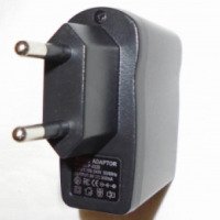 Зарядное устройство с USB Rekam P-032B