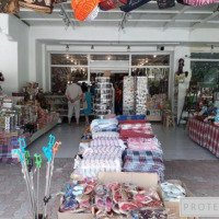 Магазин сувениров Celik hediyelik в Бельдиби (Турция, Кемер)
