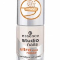 Восстанавливающий лак для ногтей Essence Studio Nails Ultra Nail Repair