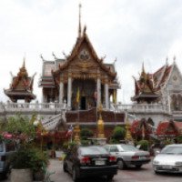 Храм Wat Hua Lamphong 