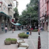 Торговая туристическая улица Пиротска в Софии (Болгария,София)