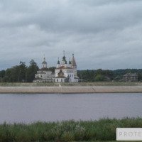 Набережная реки Сухона (Россия, Великий Устюг)