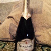 Российское шампанское Fanagoria географического указания белое брют "Фанагория"