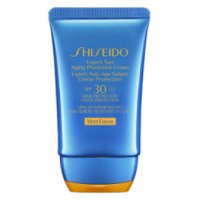 Солнцезащитный антивозрастной крем Shiseido Expert SPF30 WETFORCE