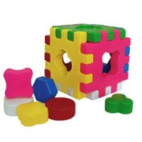Игрушка пластмассовая Пластмастер "Логический куб"