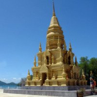 Золотая пагода Laem Sor 