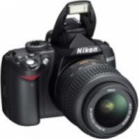 Цифровой зеркальный фотоаппарат Nikon D3000 18-55 VR Kit