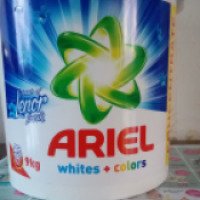 Стиральный порошок Ariel Whites+Colors
